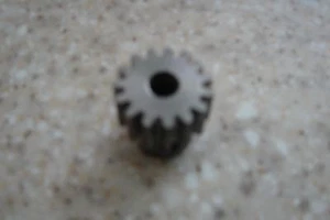 15 Tooth 1/4 inch bore Spur gear, Pinion gear  - Picture 1 of 2