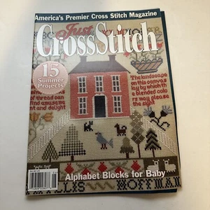 Revista Just Cross Stitch Junio 2008 15 Summer Projects Island Fun A Simple Pray - Imagen 1 de 4