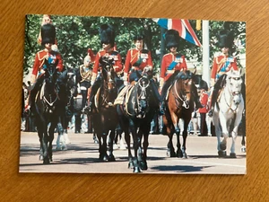 1986 Queen Elizabeth II und Prinz Philip Autogramm Royal Weihnachtskarte - Bild 1 von 6