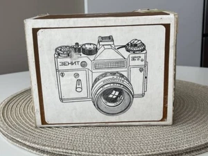 NEW Vintage Zenit-et ZENIT ET camera with MC Helios 44M-6 lens Box USSR VIDEO - Picture 1 of 10