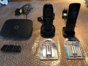 Ooma Telo VoIP box + Ooma HD2 handset + Ooma HD3 handset + accessories/batteries - Bild 1 von 24