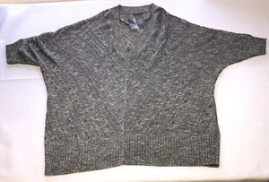 Torrid Sweater Knit VNeck Bat Wing 3/4 Sleeves Black Womens Sz 2X 18-20 - Picture 1 of 7