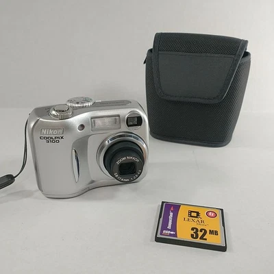 Nikon COOLPIX 3100 3.2MP Digital Camera - Silver + CF Card & Case Tested Working - Image 1 of 4