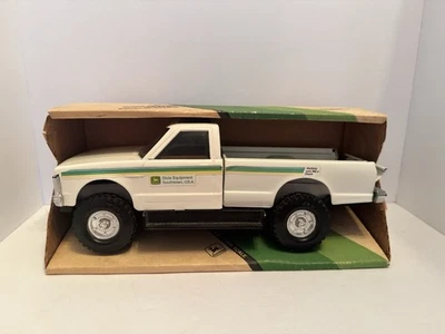 Vintage John Deere GMC Dealer Pickup Truck 1/16 Dixie Equipment Ertl #543 - Image 1 of 4