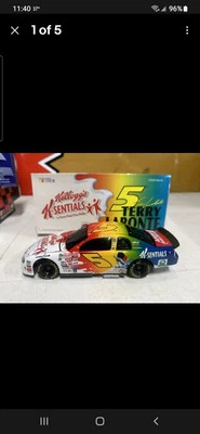 Terry Labonte Kellogg's K-Sentials 1999 Chevy NASCAR 1:24 Diecast Action - Image 1 of 2