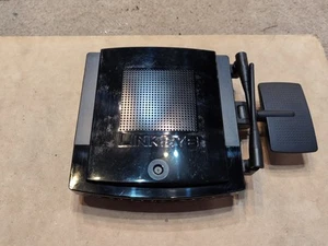 Cisco Linksys WRT600N Ultra RangePlus Dual-Band Wireless-N Gigabit Router - Picture 1 of 5