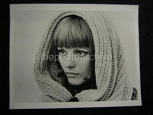 Claudia Cardinale The Red Trail VINTAGE Movie PHOTO 732E - Picture 1 of 1