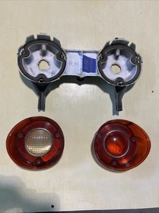 1971 72 Chevelle Taillight Right Hand Housing & Turn Signal And Back Up Lenses - Picture 1 of 14