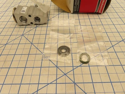 Ford AV6Z-19849-D Air Conditioner A/C Expansion Valve YG-781 Factory Sealed - Image 1 of 4