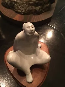 Shirley Thomson Smith Sculpture BRONZE -Native American Woman “Wistful 74” - Picture 1 of 7