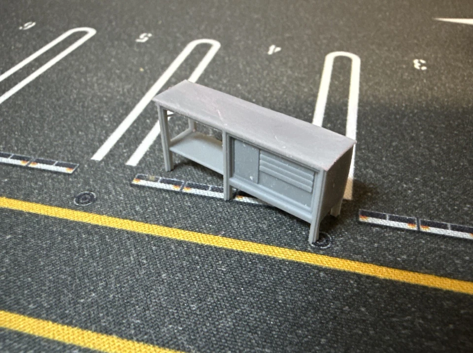 Banco de trabajo Diorama 1/64 garaje reparación taller utilería - Hecho y enviado en EE. UU. Foto 1 de 3