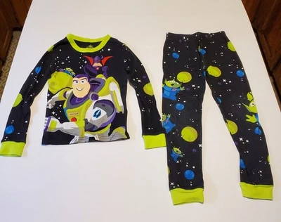 Juego de pijama de 2 piezas manga larga Toy Story Buzz Lightyear para niños talla 7 Disney Store Foto 1 de 2