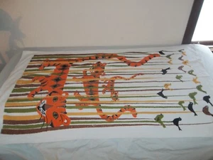 Vtg PHYLLIS MORGAN COLORFUL TIGERS BIRDS JUNGLE SCENE LARGE BEACH TOWEL - Picture 1 of 11