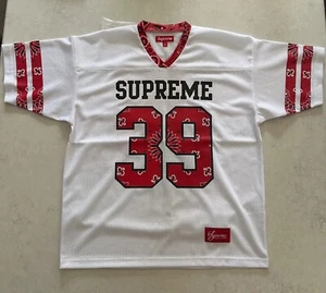 Size M Supreme SS25 Bandana Print Logo Football Mesh Jersey White New IN HAND - Picture 1 of 11