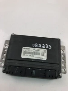 DB2235 PORSCHE Engine Control Unit ECU 99761860101 0261207987 - Picture 1 of 4