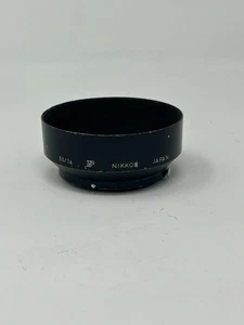 Nikkor Nikon F - 52mm Clip-On Metal Lens Hood Shade - for 50mm 1.4 Lens - Picture 1 of 3