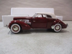 Signature Models 1937 Cord 812 Supercharge 1/32 - Picture 1 of 5