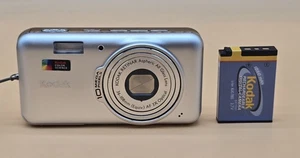 Kodak EasyShare V1003 Digitalkamera 10MP. Ohne Ladegerät - Bild 1 von 11