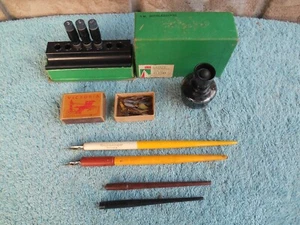 VINTAGE CALLIGRAPHY STUFF FOUNTAIN DIP PENS, QUILLS, NIBS + OTHER STUFF - Picture 1 of 13