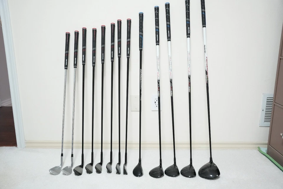 Juego de palos de golf. Maderas exóticas Tour Edge. Ping híbrido y hierros. Foto 1 de 4