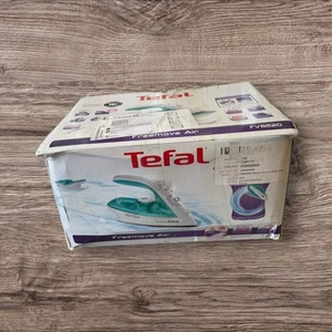 Tefal Freemove Air FV6520G0 2400W Ceremic Easy Gliding Cordless Steam Boost Iron - Picture 1 of 5