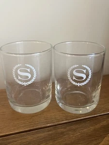 VINTAGE PAIR OF SHERATON HOTEL WATER/BATHROOM GLASSES - Picture 1 of 4