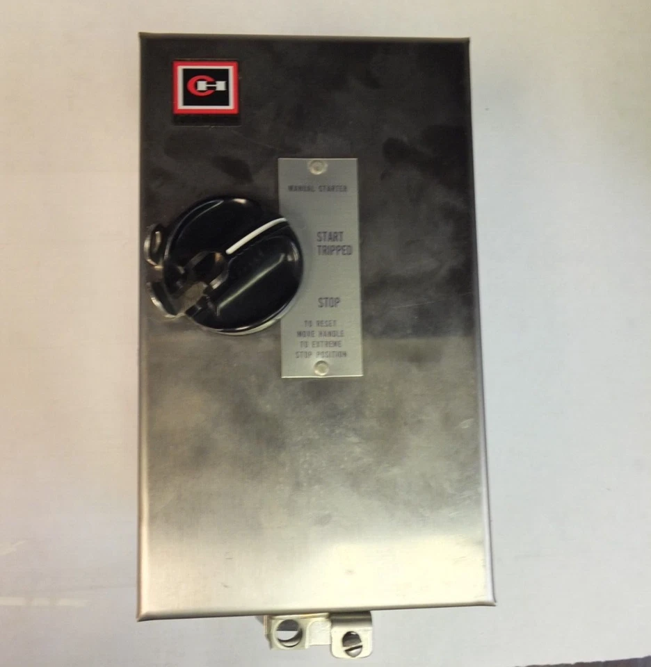 CUTLER-HAMMER STAINLESS STEEL ENCLOSURE B100W1C TYPE 4 OR 12 Foto 1 de 4
