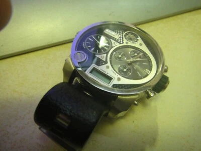 Diesel Reloj  Super Grande Tamaño xxxl poco usado España - Imagen 1 de 4