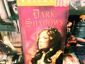 DARK SHADOWS - V.103 VHS TV SERIE HORROR SPANNUNG KREATUREN MONSTERS - Bild 1 von 7