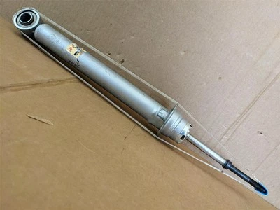 Amortiguador de puntal de suspensión trasera 341164 KYB para Mitsubishi Eclipse 2000-2005 Foto 1 de 4