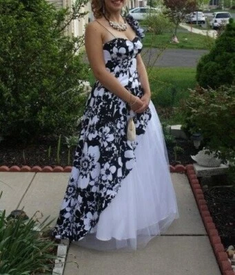 formal dress size 6 black and white floral ball gown morgan and co used gently - Image 1 of 3