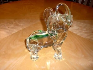 VTG~ELEPHANT~HAND BLOWN~ART GLASS~CLEAR w/GREEN SCULPTURE FIGURINE 9"Tall/5LB - Picture 1 of 9