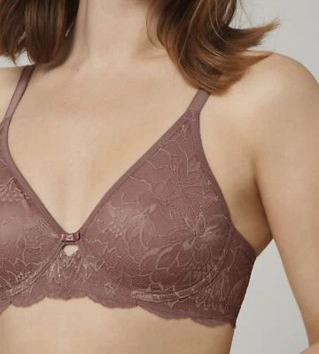 Sujetador con aros Triumph Amourette Charm W02 NUEVO PRECIO DE VENTA SUGERIDO POR EL FABRICANTE = 61,95 € Foto 1 de 3