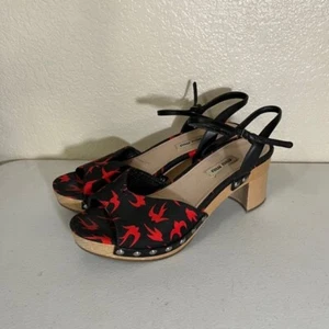 Miu Miu Sandals Womens 39 Wooden Platform Heels Black Red Bird Print Strappy - Picture 1 of 8