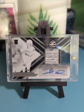 2022 Limited Zamir White Rookie Card Tag Auto 1/1 #135 Las Vegas Raiders 