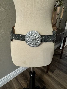 Cowgirl Justice Belt - Picture 1 of 3