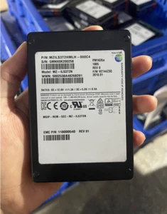 EMC 118000540-01 MZILS3T2HMLH-000C4 MZ-ILS3T2N 3.2TB PM1635a 2.5" 6Gbps SAS SSD - Picture 1 of 1