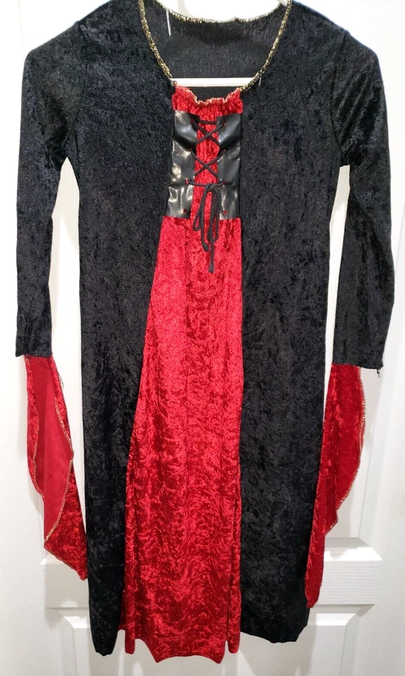 niñas 8/10 Rojo Negro DISFRAZ HALLOWEEN VESTIDO BRUJA TERCIOPELO ENCAJE DELANTERO Manga Larga Foto 1 de 1