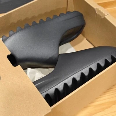 New Adidas Yeezy Slide Onyx HQ6448 Unisex Slipper Outdoor Sandal Without Box - Image 1 of 4