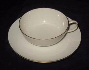 KPM Porcelain Berlin URBINO Decor 05 Gold Rim Trude Petri, Cup & Saucer Set - Picture 1 of 1