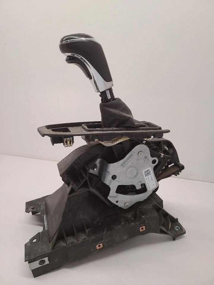 18 CHEVY EQUINOX AT Automatic Transmission Shift Shifter Gear Assembly 13595922 - Imagem 1 de 4