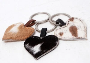 Set of 3 Keyrings 100% Natural Cow hide Heart Shaped Leather Hair On Keychain 43 - Picture 1 of 2