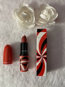 MAC Lipstick Hypnotizing Holiday *FOR MY NEXT TRICK* / .10 oz / New in box - Picture 1 of 1