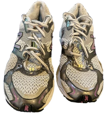 New Balance fresh foam, worn once athletic show great condition - Image 1 of 4