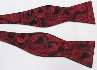 1128) PAJARITA HOMBRE PENSEE 100% SEDA Foto 1 de 2