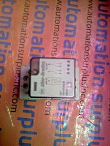 700-HA32Z24 SERIES D 24VDC RELAY WITH 700-HN100 SERIES D SOCKET - Picture 1 of 2