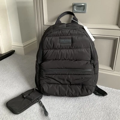 Mochila acolchada negra Ted Baker Foto 1 de 4