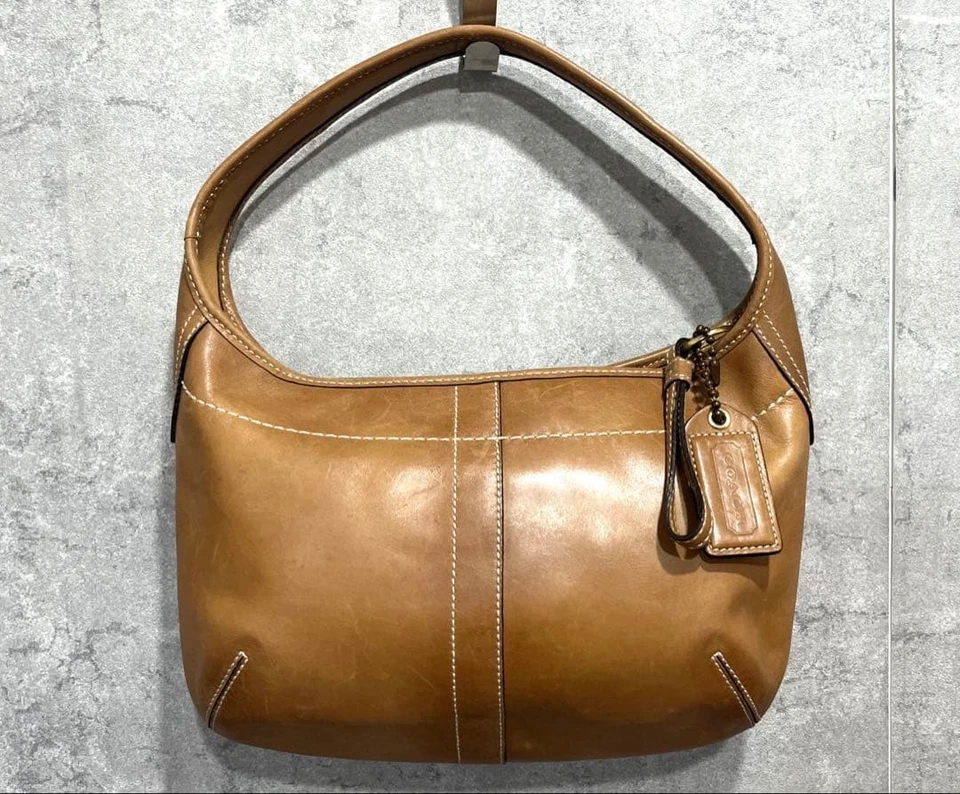 Bolso de un hombro COACH 10739 Old Half Moon cuero marrón camel Y2K de Japón Foto 1 de 1