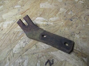 68 69 70 71 72 1970 1969 Chevelle SS GTO Cutlass 4 Speed Z Bar Frame Bracket GM - Picture 1 of 1