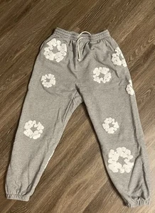 Denim Tears Cotton Wreath Grey Sweatpants 100% Authentic Size XL - Picture 1 of 4